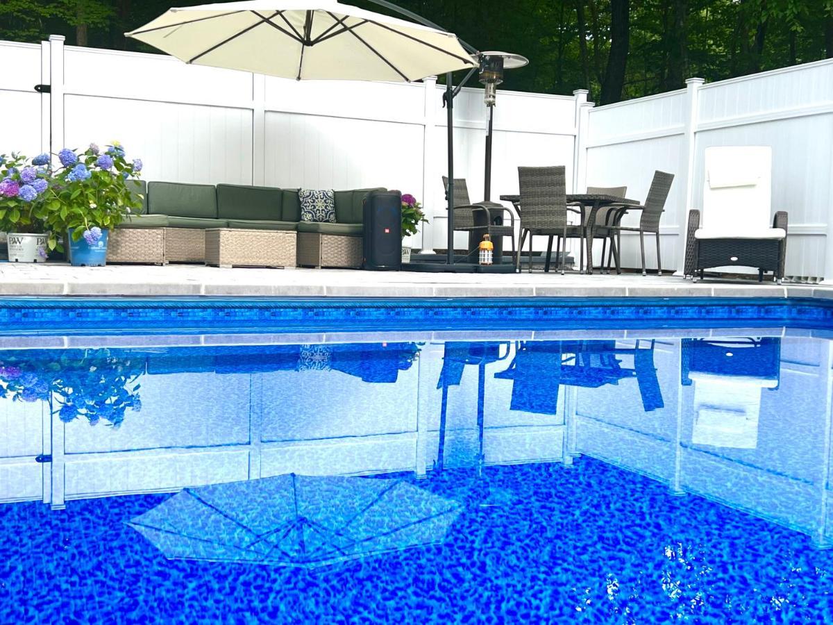 Amazing Poconos House . Sauna/Hot Tub/Private Pool East Stroudsburg Esterno foto